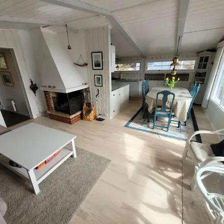 Idyllic Southern Cabin Near The Sea * Lillesand