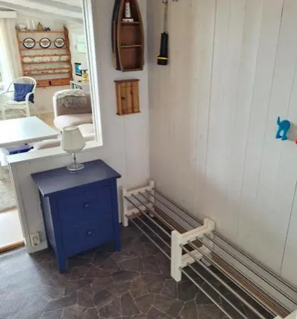 Idyllic Southern Cabin Near The Sea リレサン